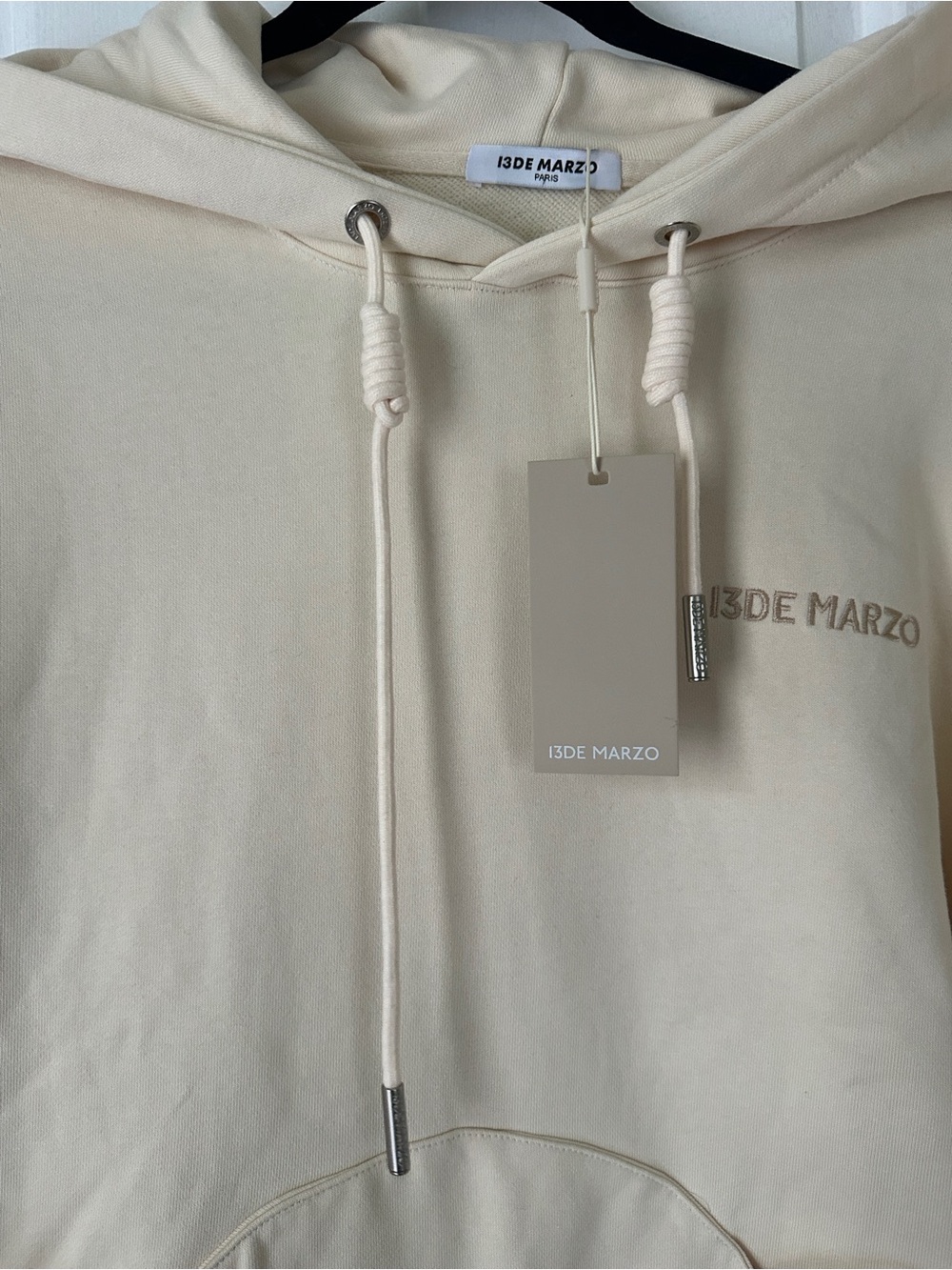13DE Marzo Bear Embossed Hoodie NWT - Picture 4 of 8